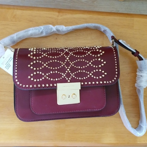 Michael Kors Handbags - 🚩❤Michael Kors Sloan Editor